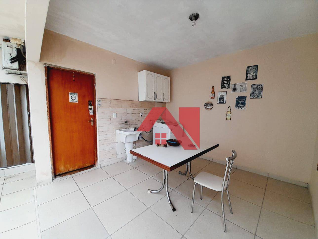 Casa à venda com 5 quartos, 200m² - Foto 21