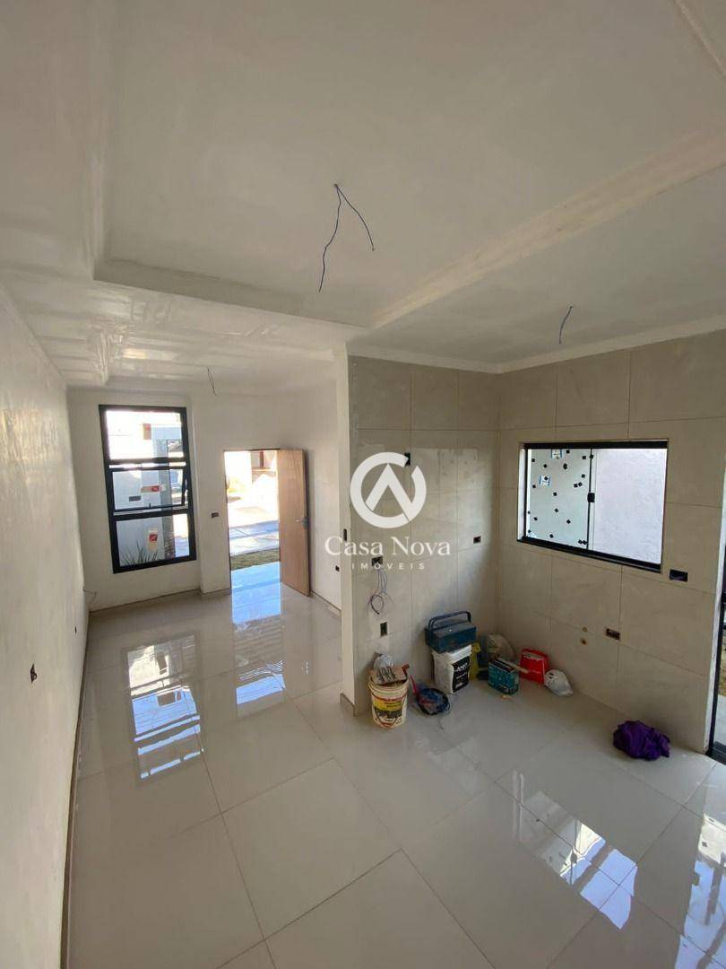 Casa à venda com 3 quartos, 100m² - Foto 8