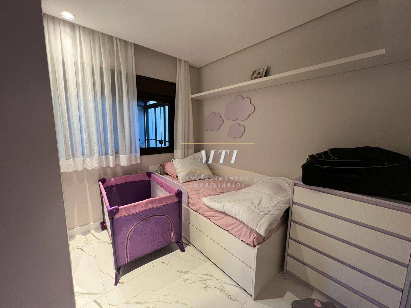 Apartamento à venda com 3 quartos, 185m² - Foto 19