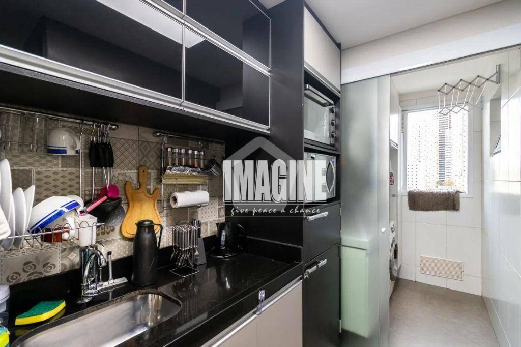 Apartamento à venda com 3 quartos, 70m² - Foto 27