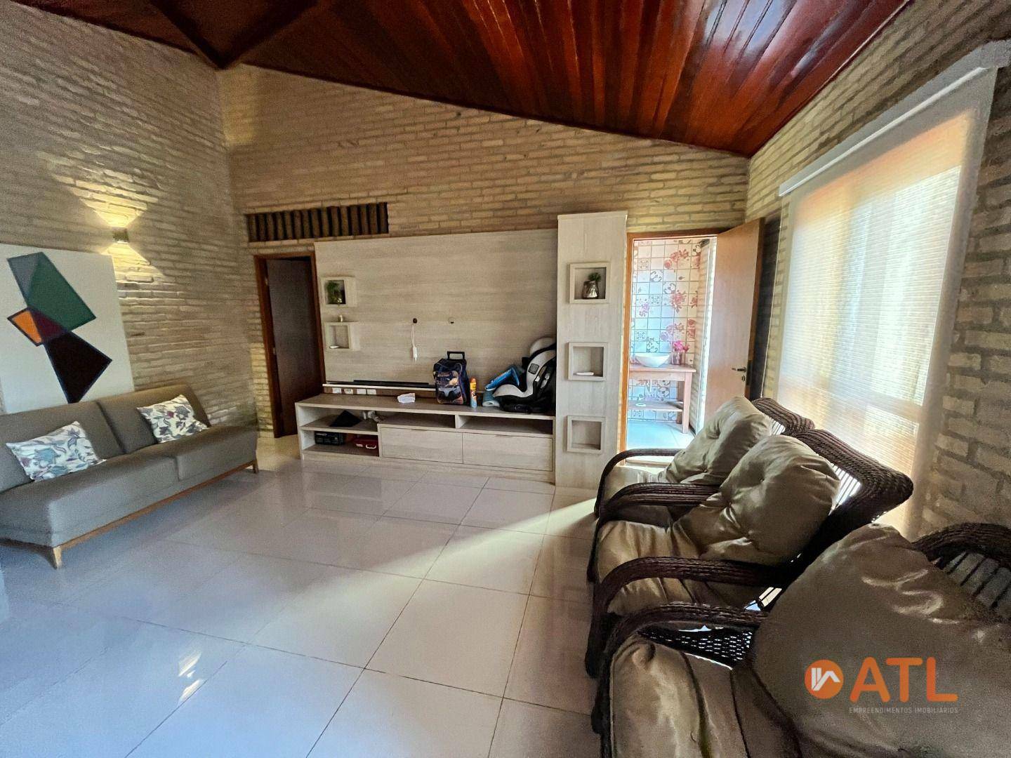 Casa à venda com 3 quartos, 359m² - Foto 10