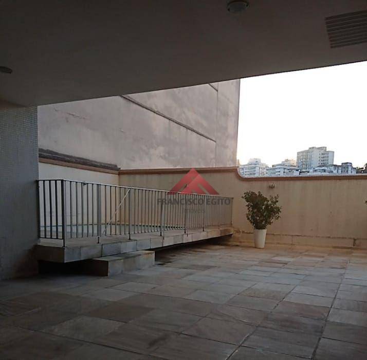 Apartamento à venda com 4 quartos, 250m² - Foto 11