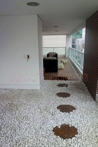 Apartamento à venda com 3 quartos, 245m² - Foto 20