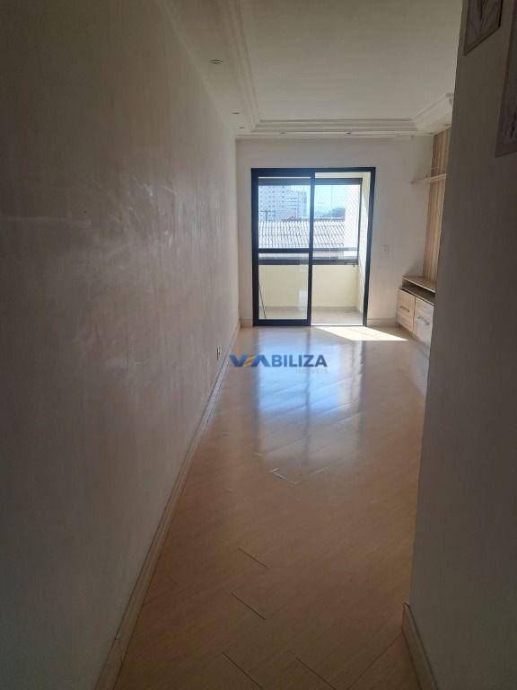 Apartamento à venda com 2 quartos, 60m² - Foto 2