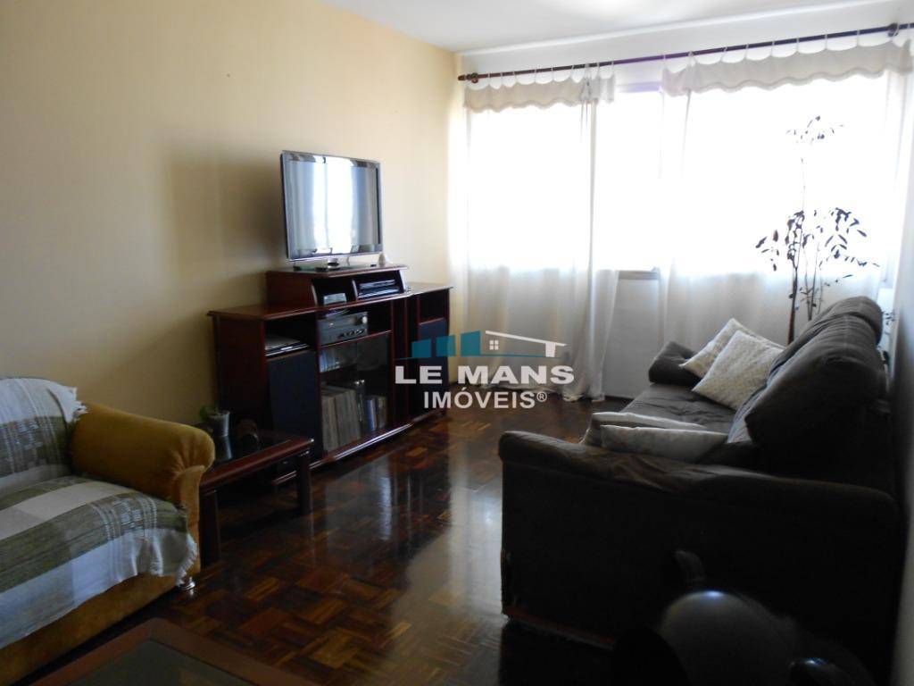 Apartamento à venda com 3 quartos, 95m² - Foto 11