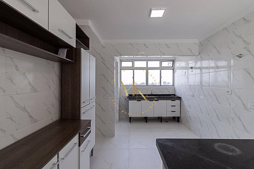 Apartamento para alugar com 3 quartos, 177m² - Foto 9