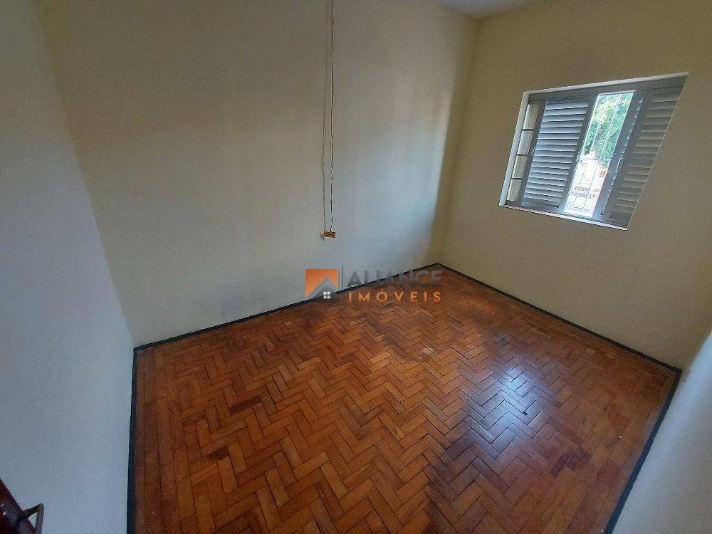 Casa para alugar com 2 quartos, 60m² - Foto 7