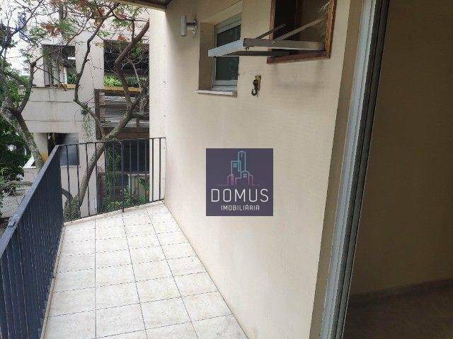 Apartamento à venda com 2 quartos, 70m² - Foto 2