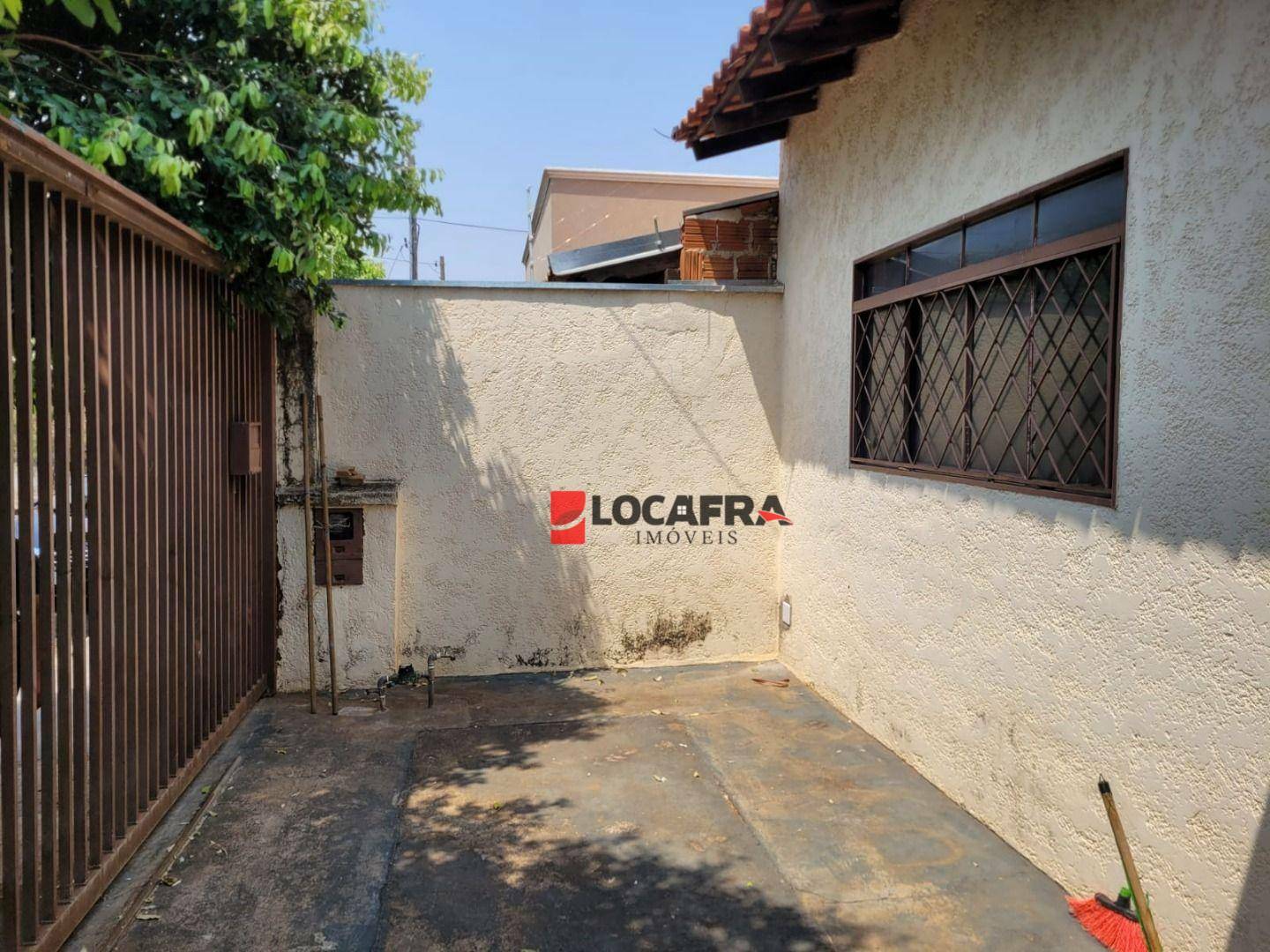 Casa à venda com 2 quartos, 200M2 - Foto 18