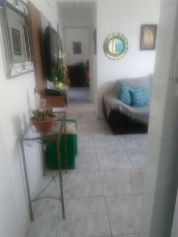 Apartamento à venda com 1 quarto, 55m² - Foto 2