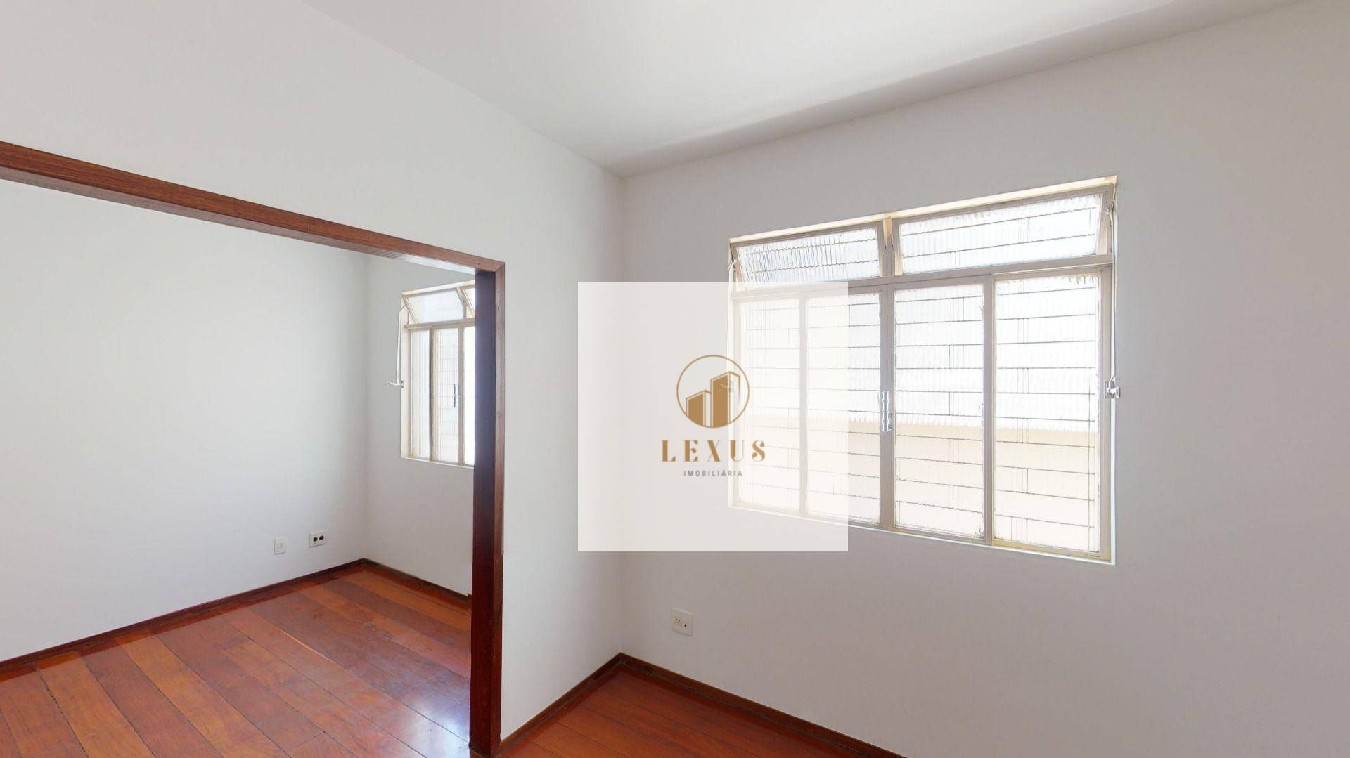 Apartamento à venda com 3 quartos, 120m² - Foto 1