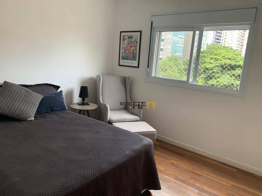 Apartamento à venda com 3 quartos, 153m² - Foto 13