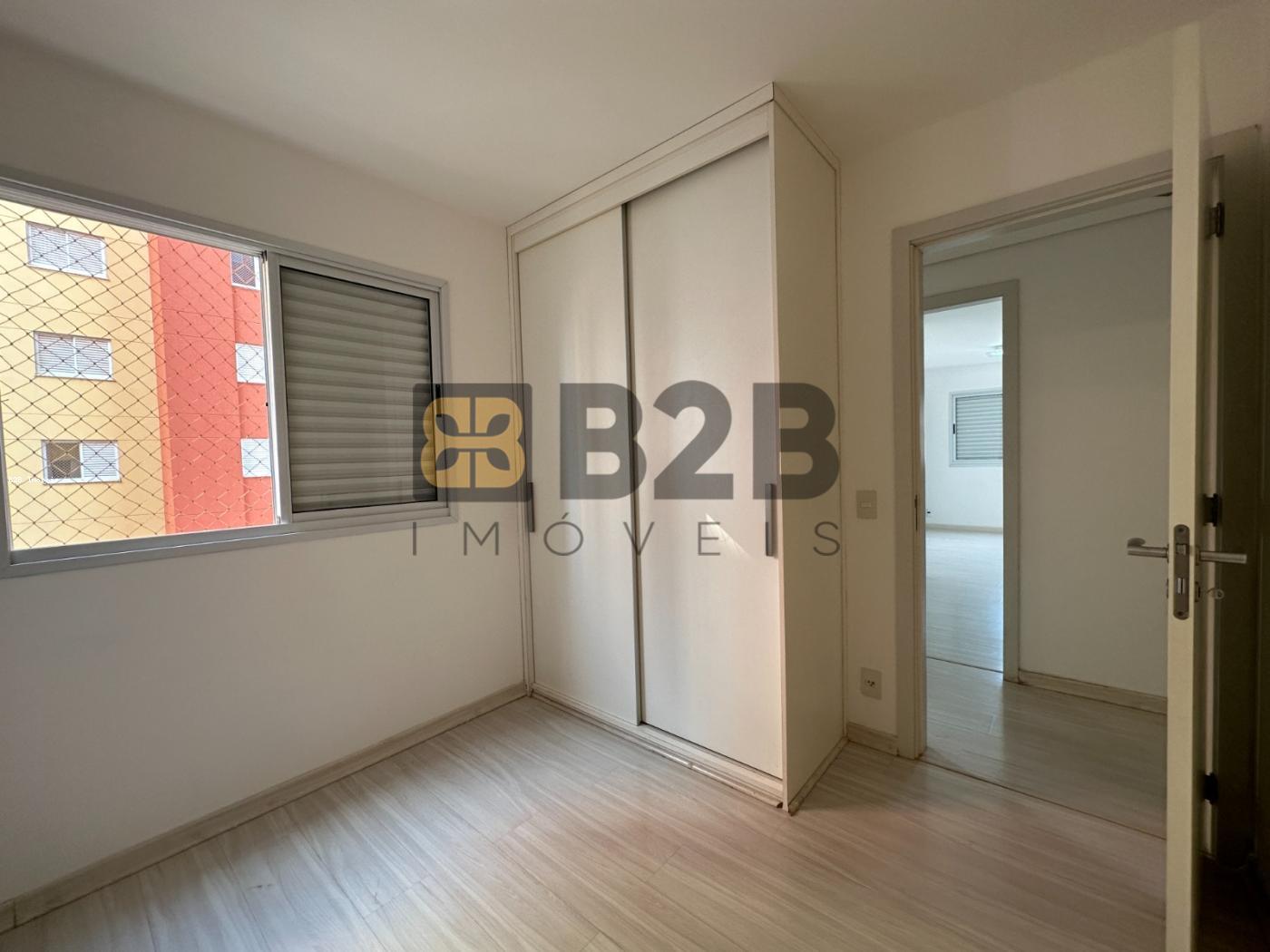 Apartamento à venda com 3 quartos, 135m² - Foto 12