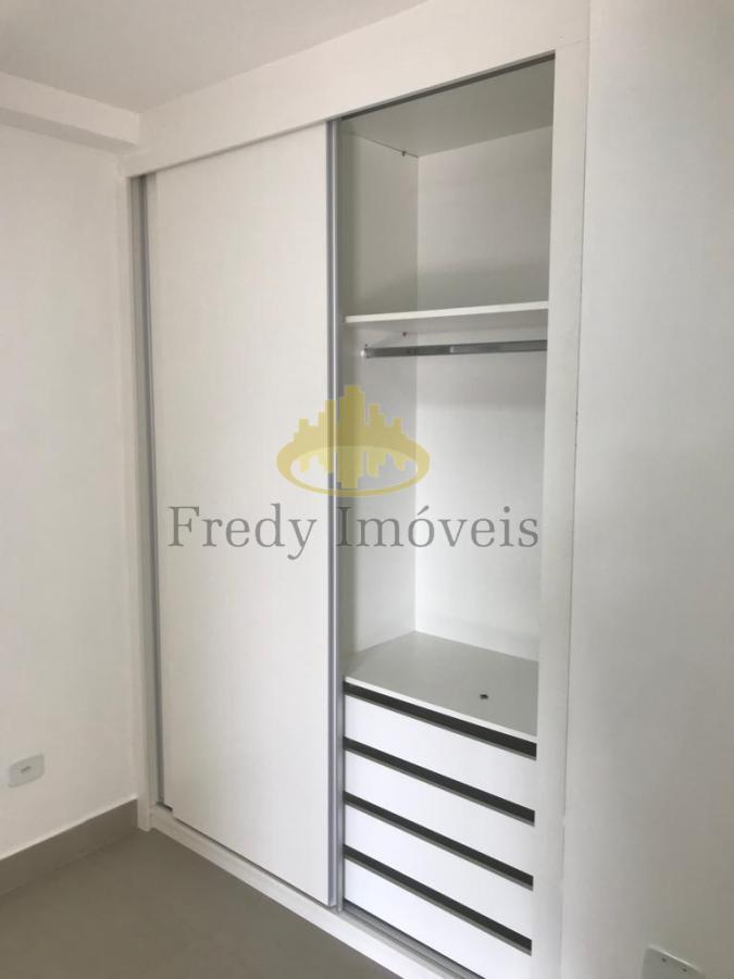 Apartamento à venda com 2 quartos, 62m² - Foto 14