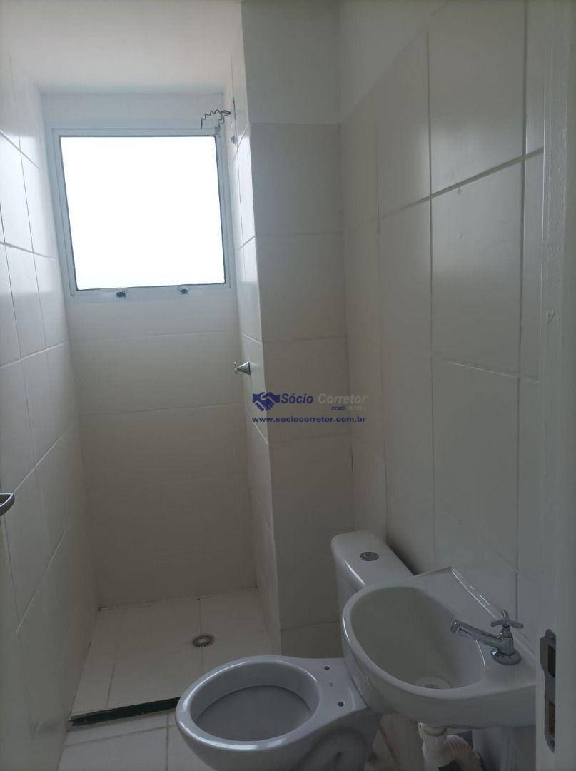 Apartamento à venda com 2 quartos, 44m² - Foto 14