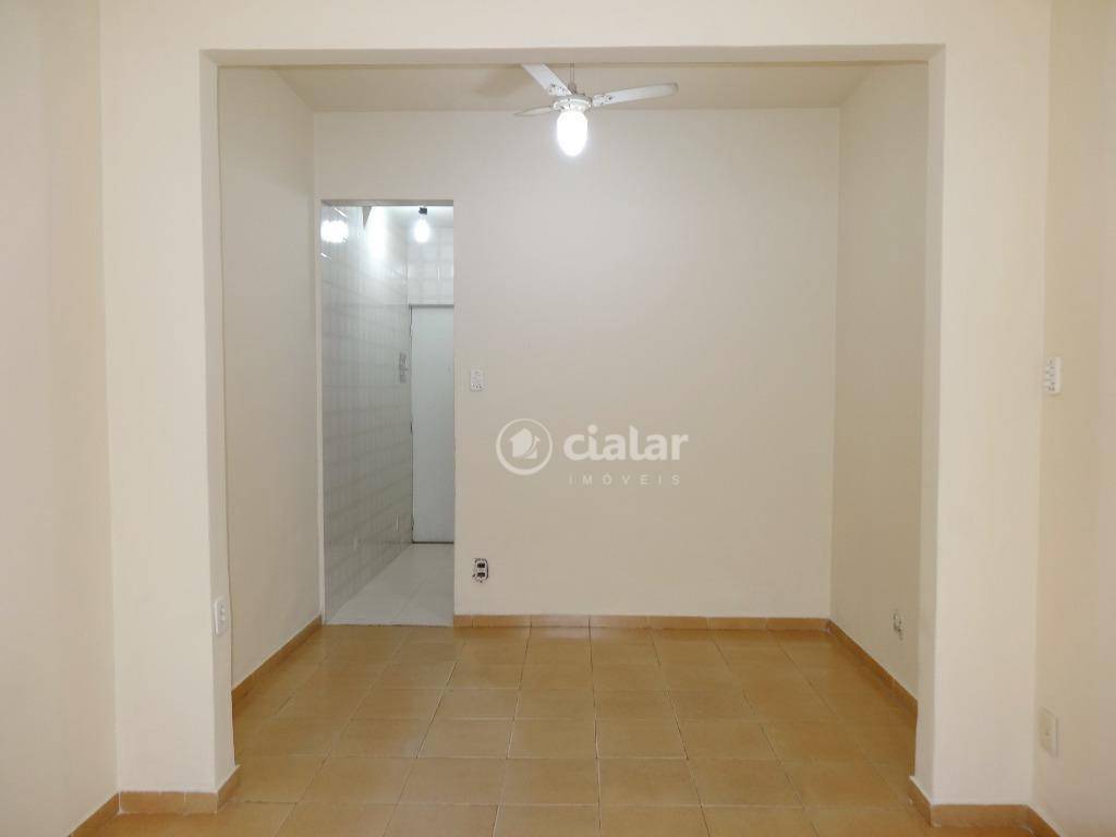 Apartamento à venda com 1 quarto, 27m² - Foto 7