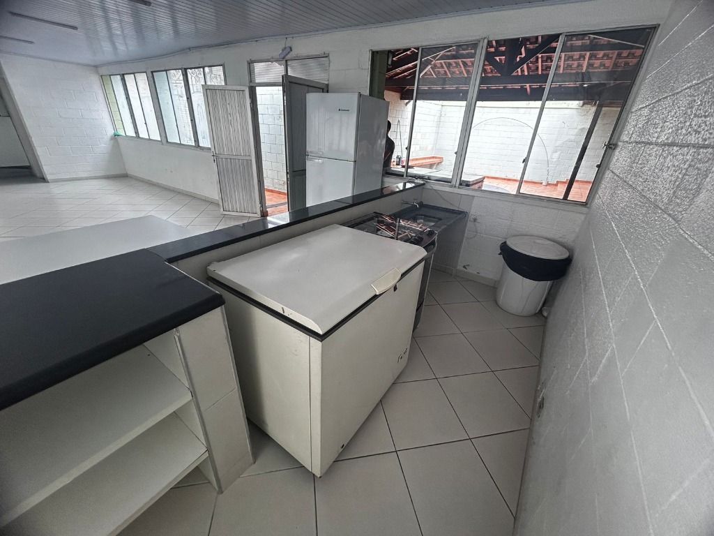 Apartamento à venda com 2 quartos, 48m² - Foto 25