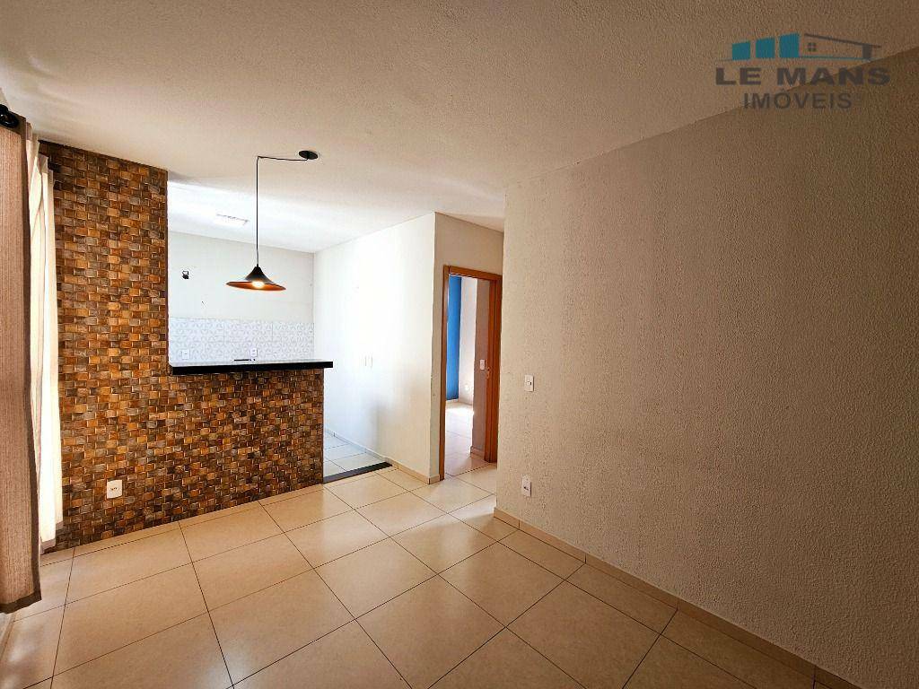 Apartamento à venda com 2 quartos, 46m² - Foto 1