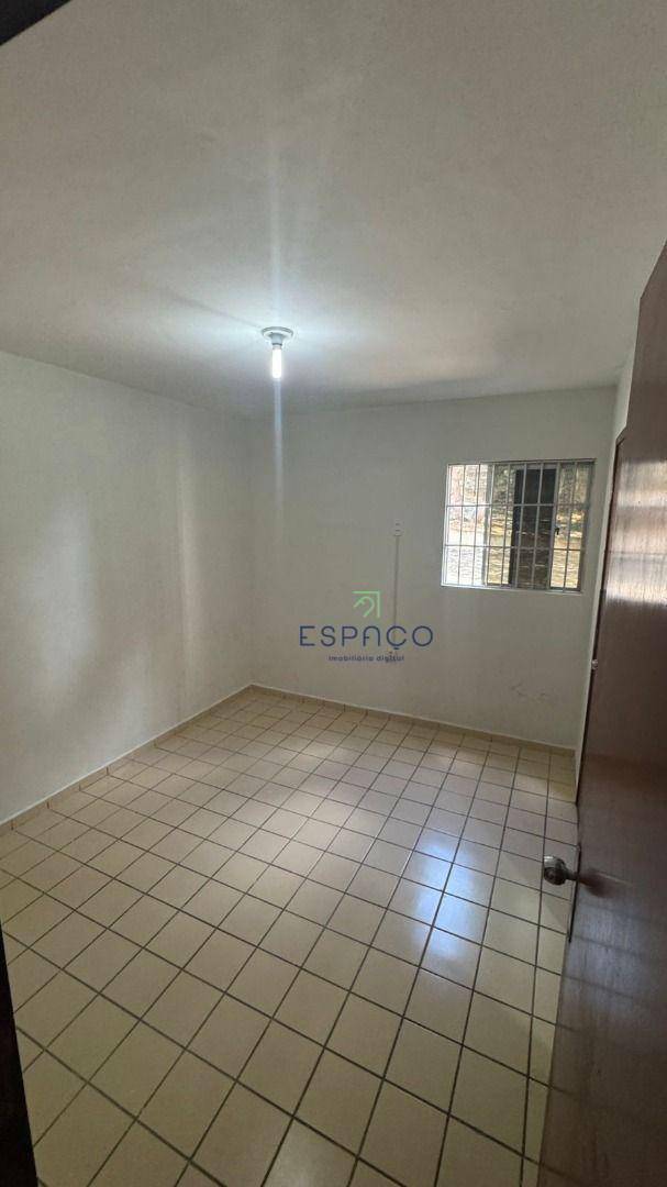 Apartamento para alugar com 3 quartos, 96m² - Foto 18