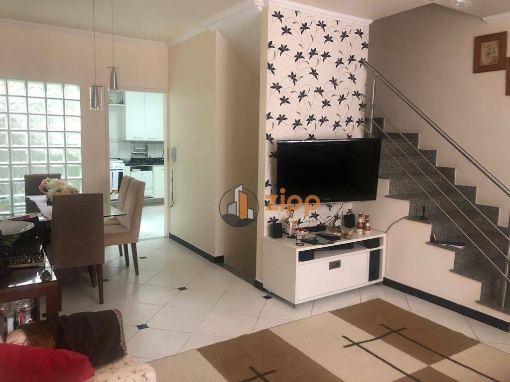 Sobrado à venda com 3 quartos, 160m² - Foto 1