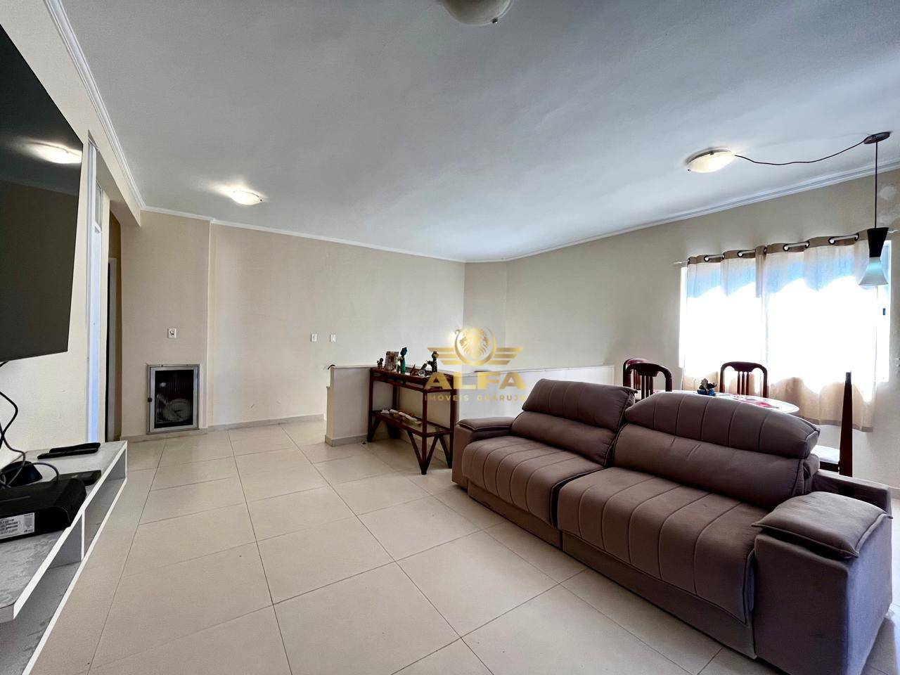 Cobertura à venda com 3 quartos, 300m² - Foto 1