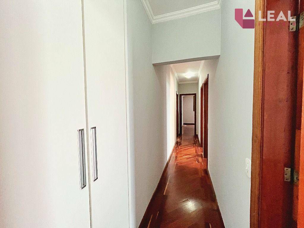 Apartamento à venda com 3 quartos, 223m² - Foto 26