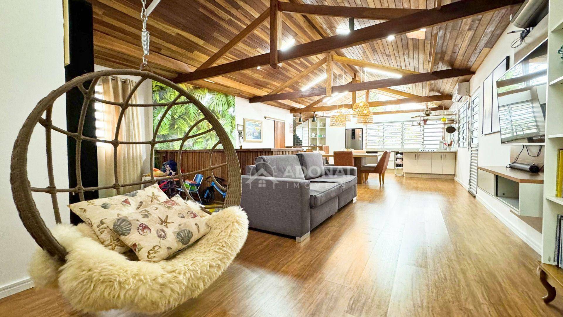 Casa à venda com 4 quartos, 294m² - Foto 13