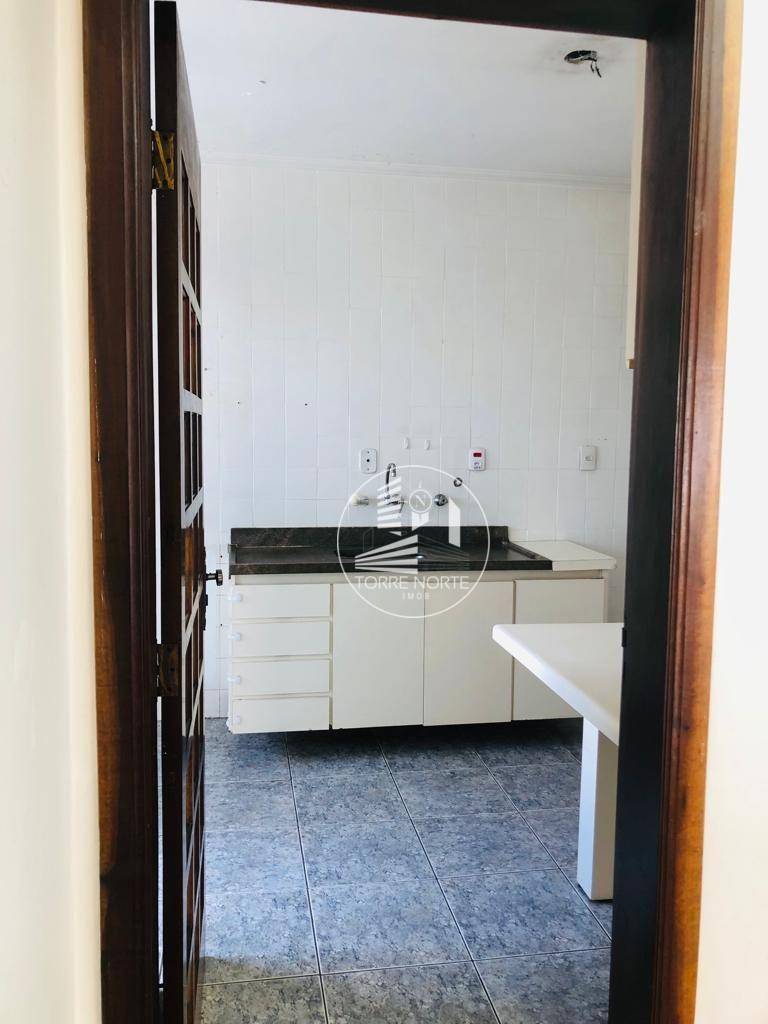 Apartamento à venda com 3 quartos, 100m² - Foto 5