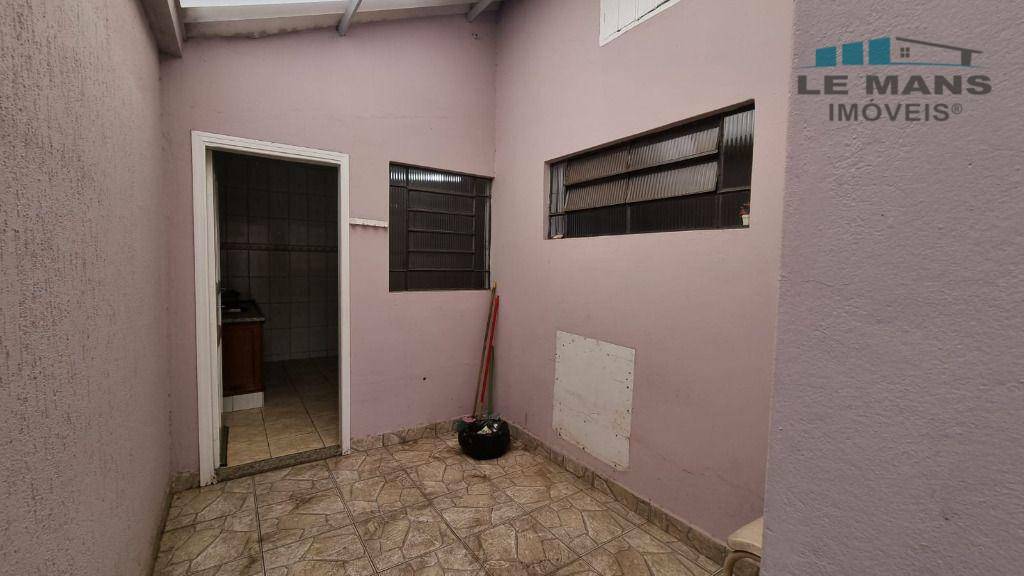 Casa à venda com 2 quartos, 107m² - Foto 21