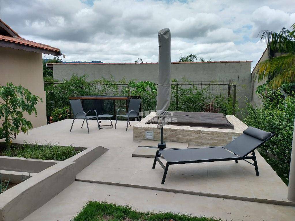 Chácara à venda com 3 quartos, 135m² - Foto 13