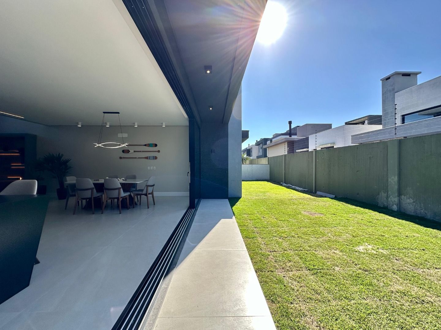 Casa de Condomínio à venda com 4 quartos, 220m² - Foto 13