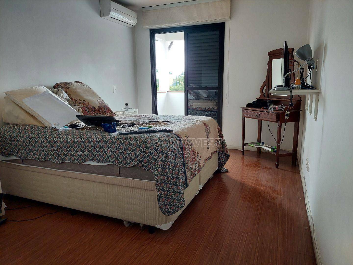 Casa de Condomínio à venda com 4 quartos, 270m² - Foto 22