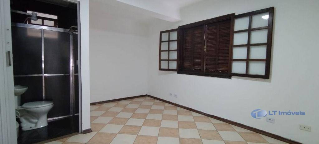 Casa para alugar com 2 quartos, 102m² - Foto 20