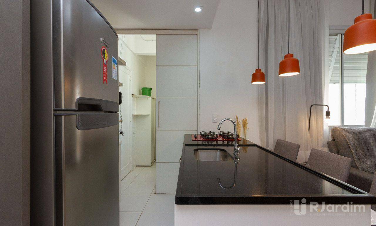 Apartamento para alugar com 1 quarto, 38m² - Foto 9