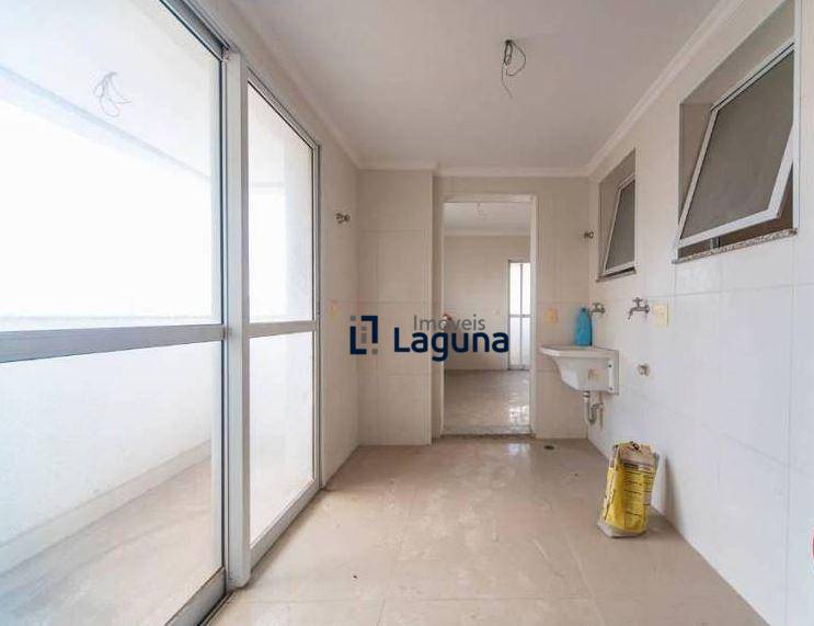 Apartamento à venda com 3 quartos, 175m² - Foto 18