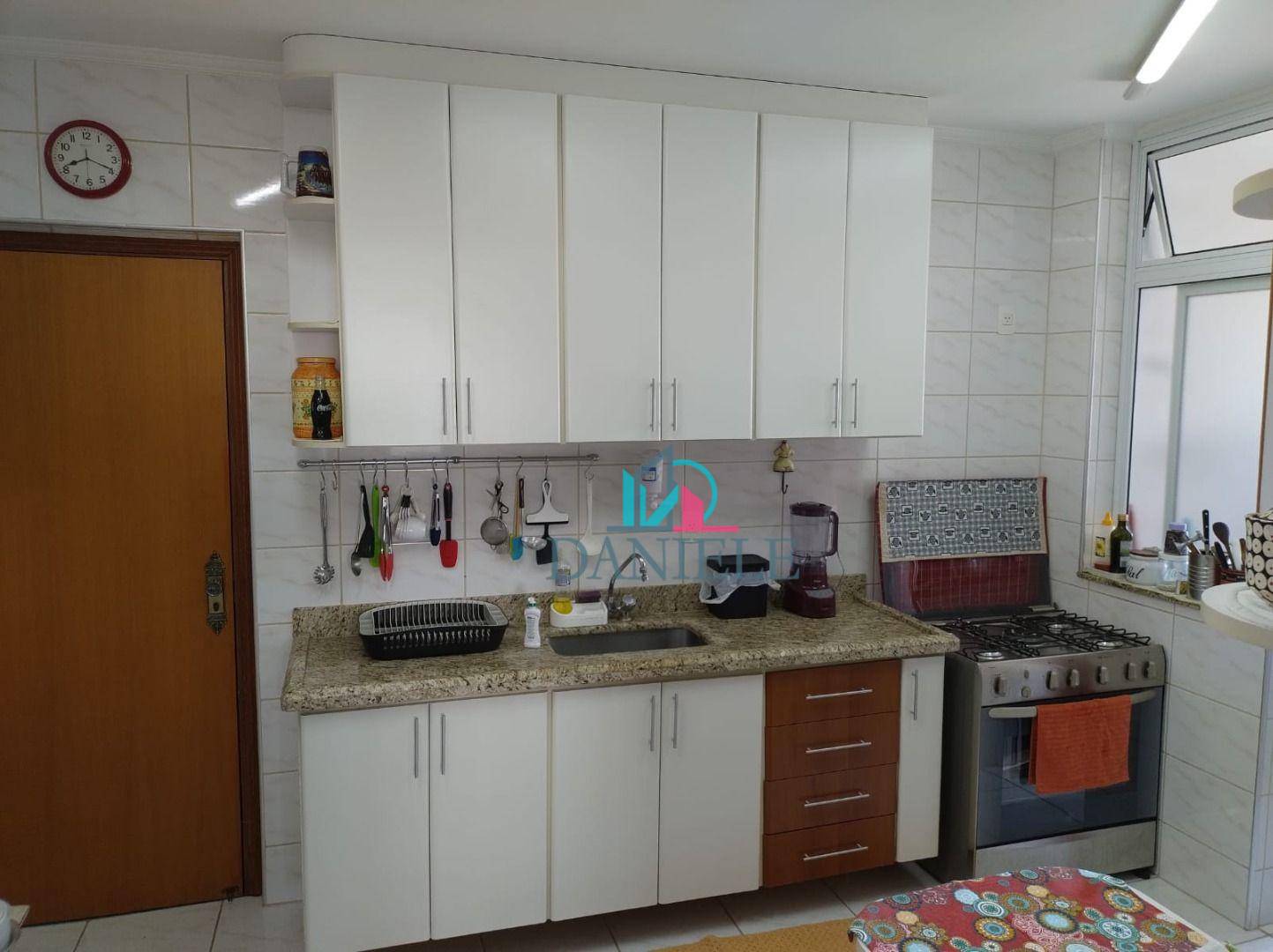 Apartamento à venda com 4 quartos, 128m² - Foto 9