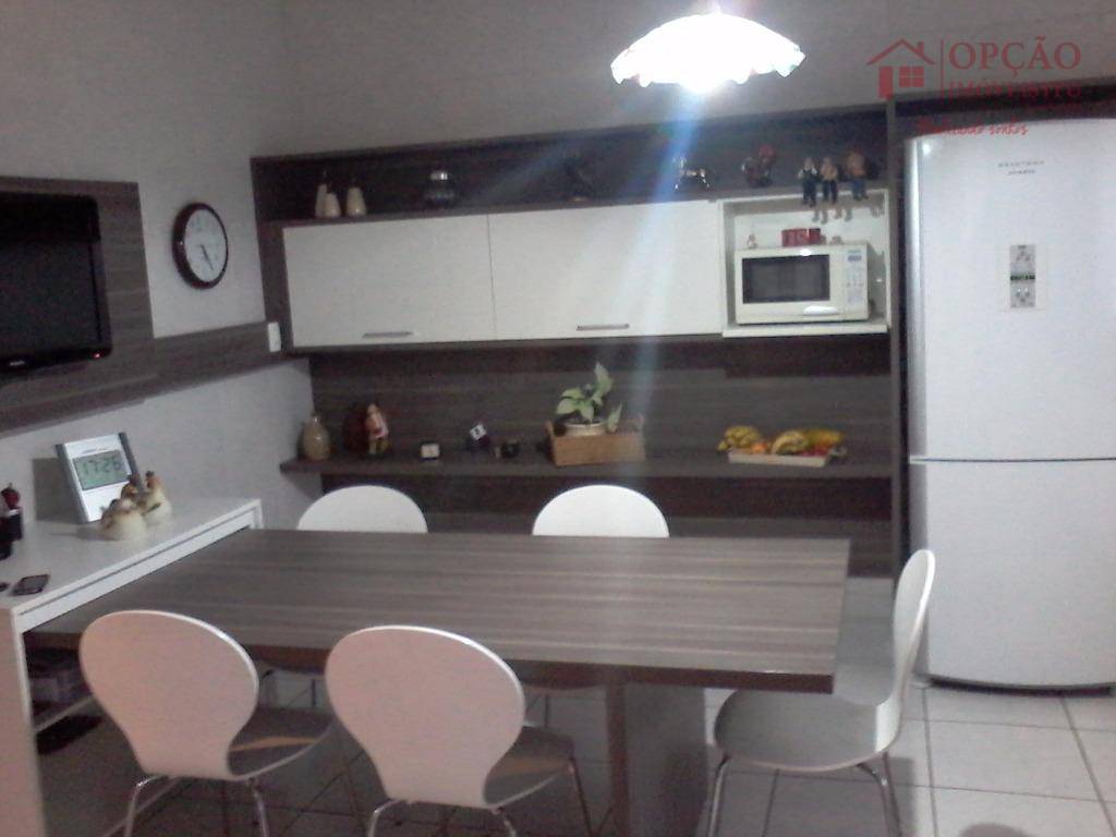 Casa de Condomínio à venda com 4 quartos, 400m² - Foto 11