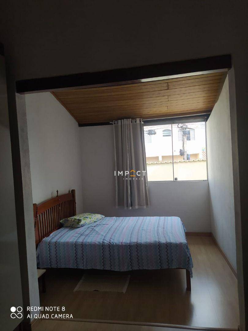 Casa à venda com 3 quartos, 81m² - Foto 8