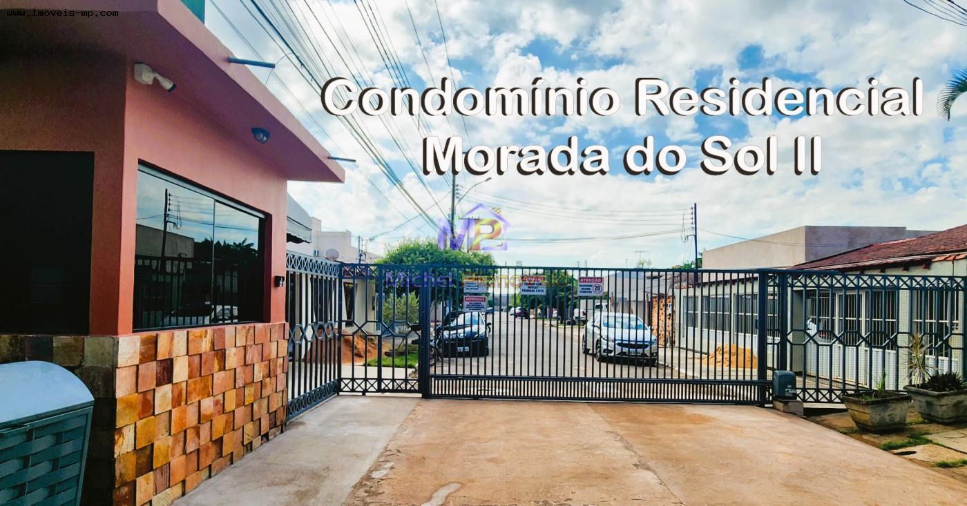 Casa de Condomínio à venda com 3 quartos, 240m² - Foto 2