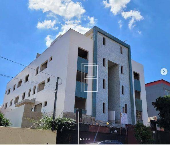 Apartamento à venda com 2 quartos, 80m² - Foto 9