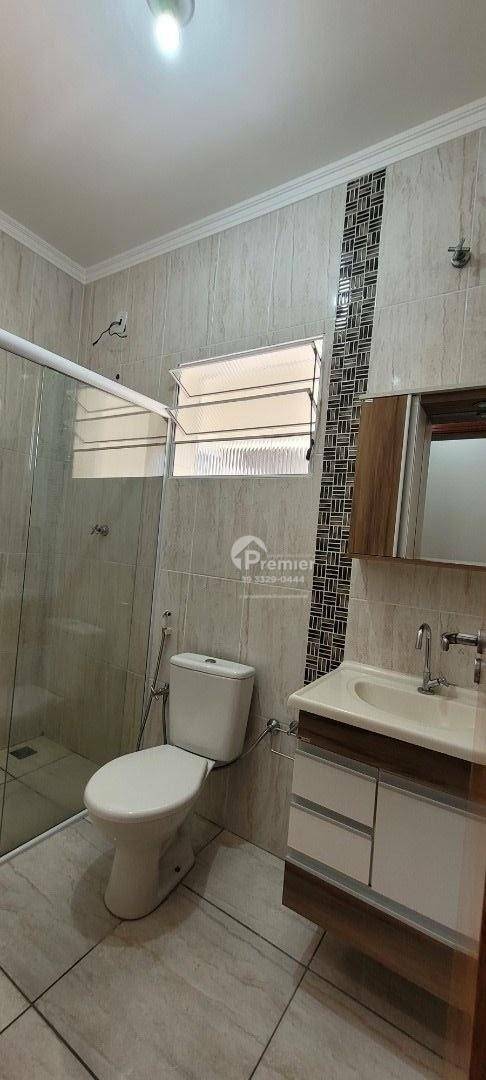 Casa para alugar com 3 quartos, 200m² - Foto 15