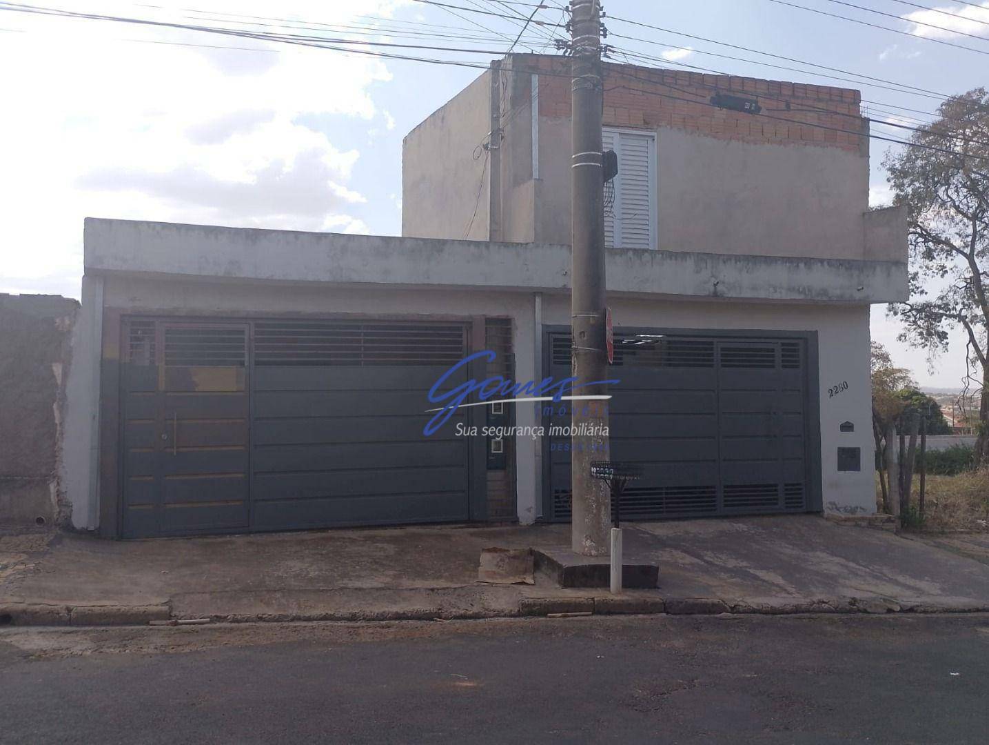 Casa, 5 quartos, 119 m² - Foto 1