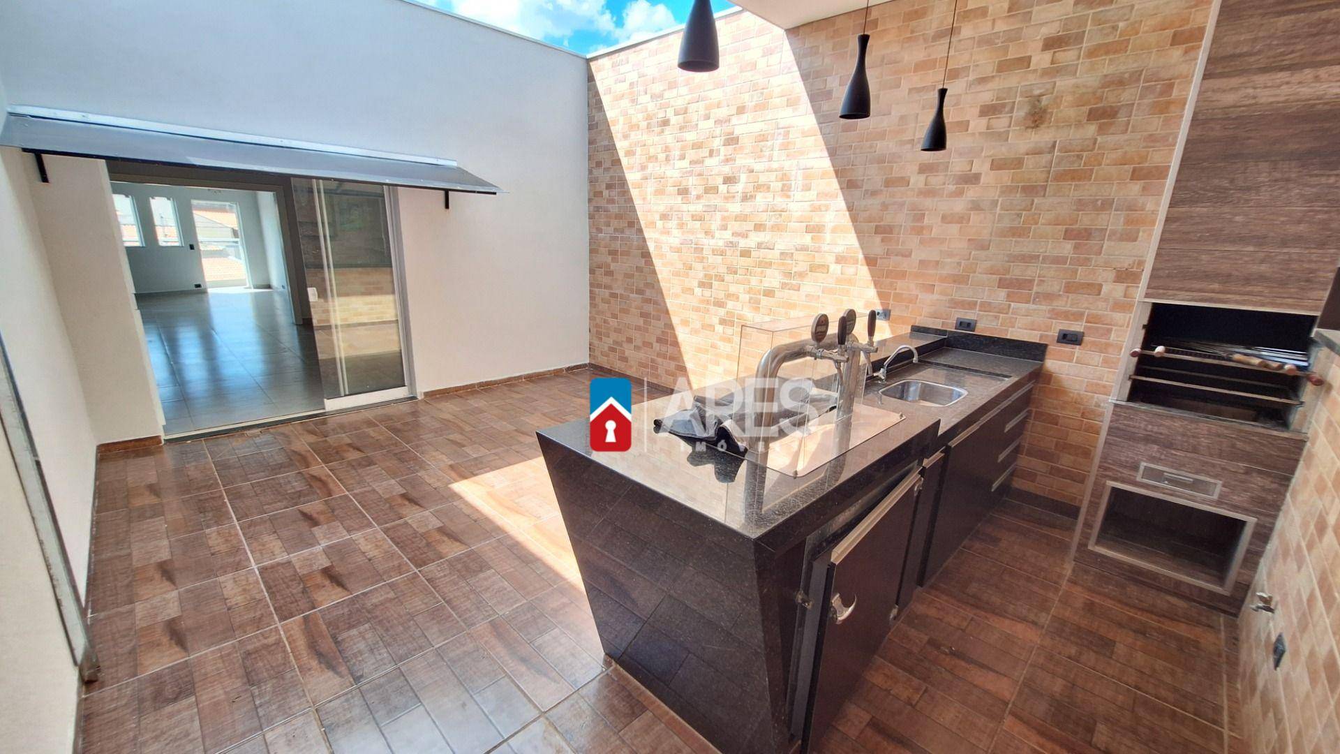 Casa, 3 quartos, 191 m² - Foto 1