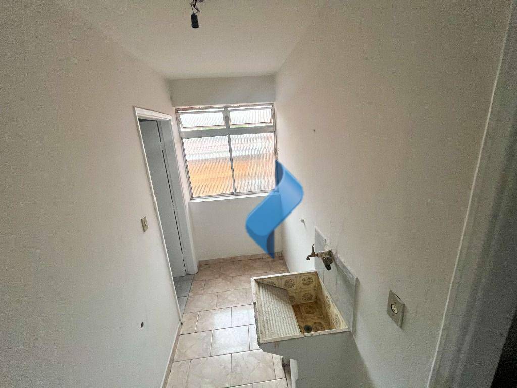 Apartamento à venda com 2 quartos, 74m² - Foto 3