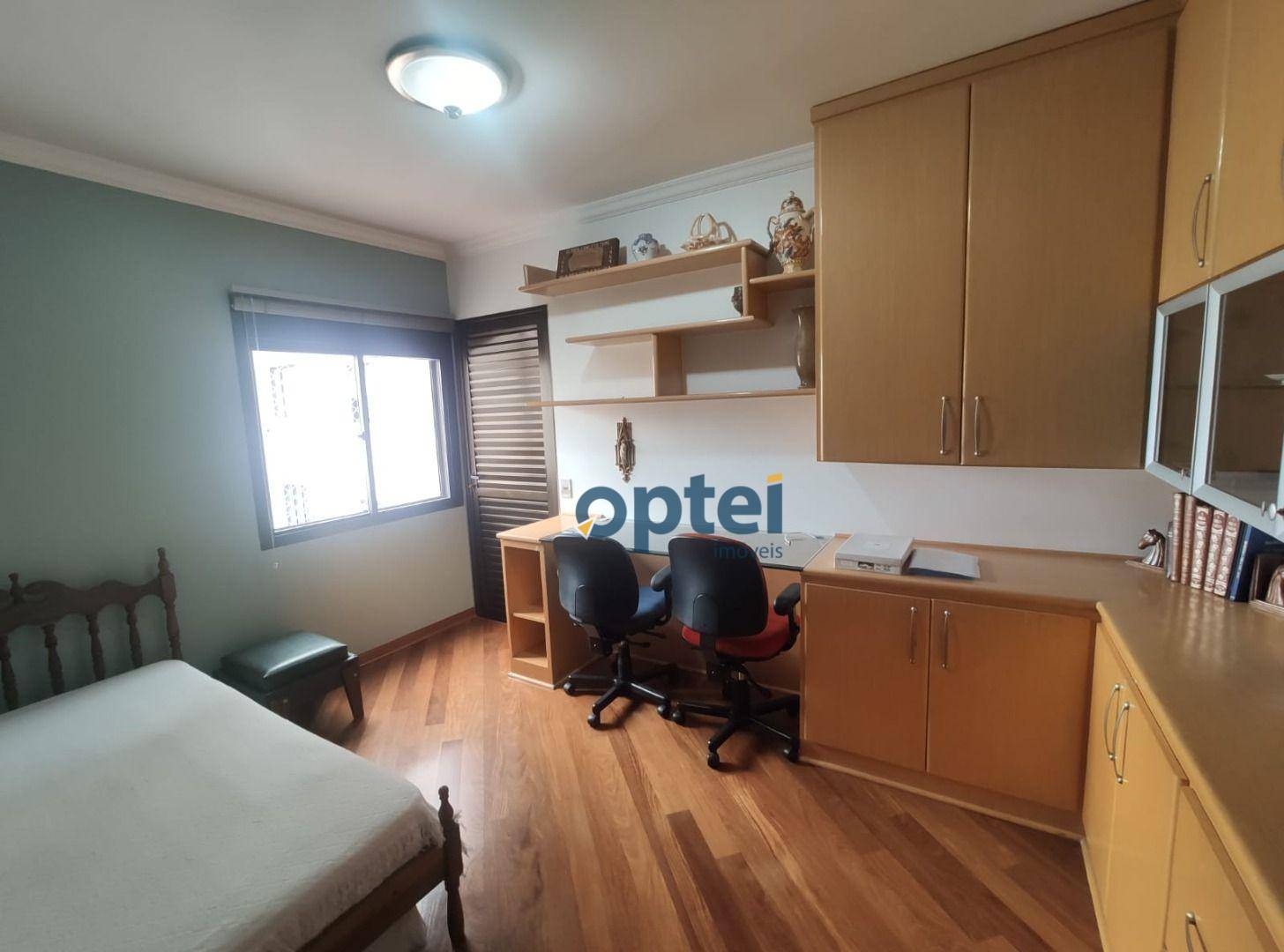 Apartamento à venda com 4 quartos, 210m² - Foto 25