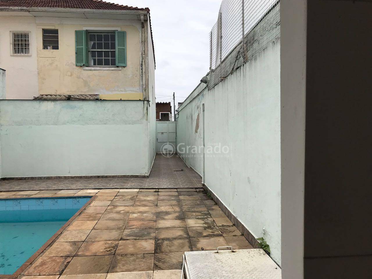 Sobrado à venda com 2 quartos, 222m² - Foto 4