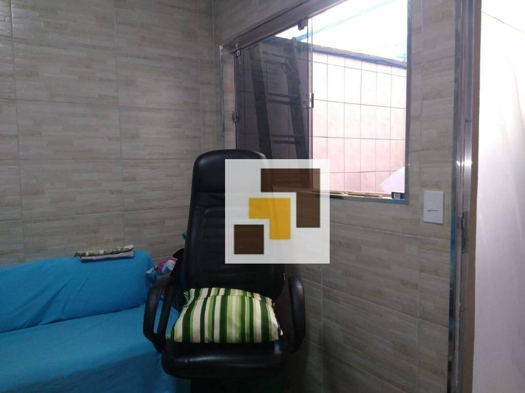 Sobrado à venda e aluguel com 3 quartos, 180m² - Foto 14