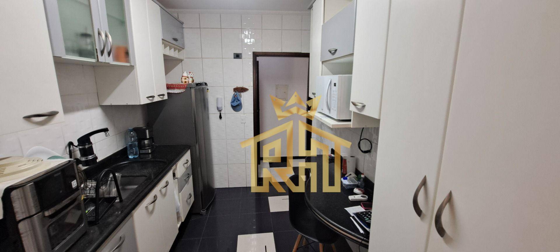 Apartamento à venda com 2 quartos, 70m² - Foto 21