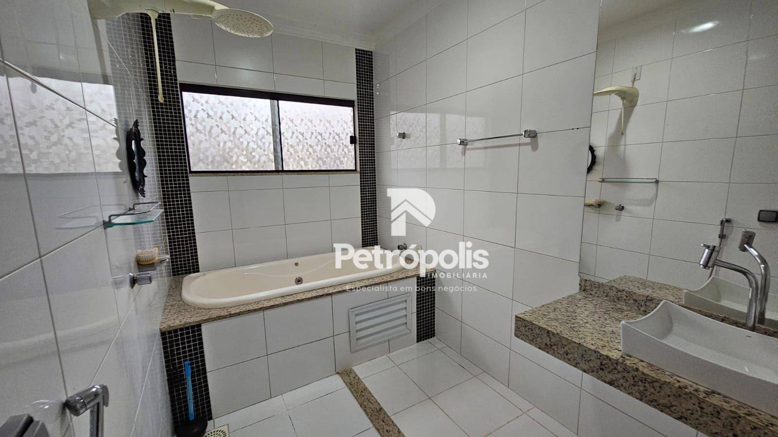 Sobrado à venda com 5 quartos, 260m² - Foto 30