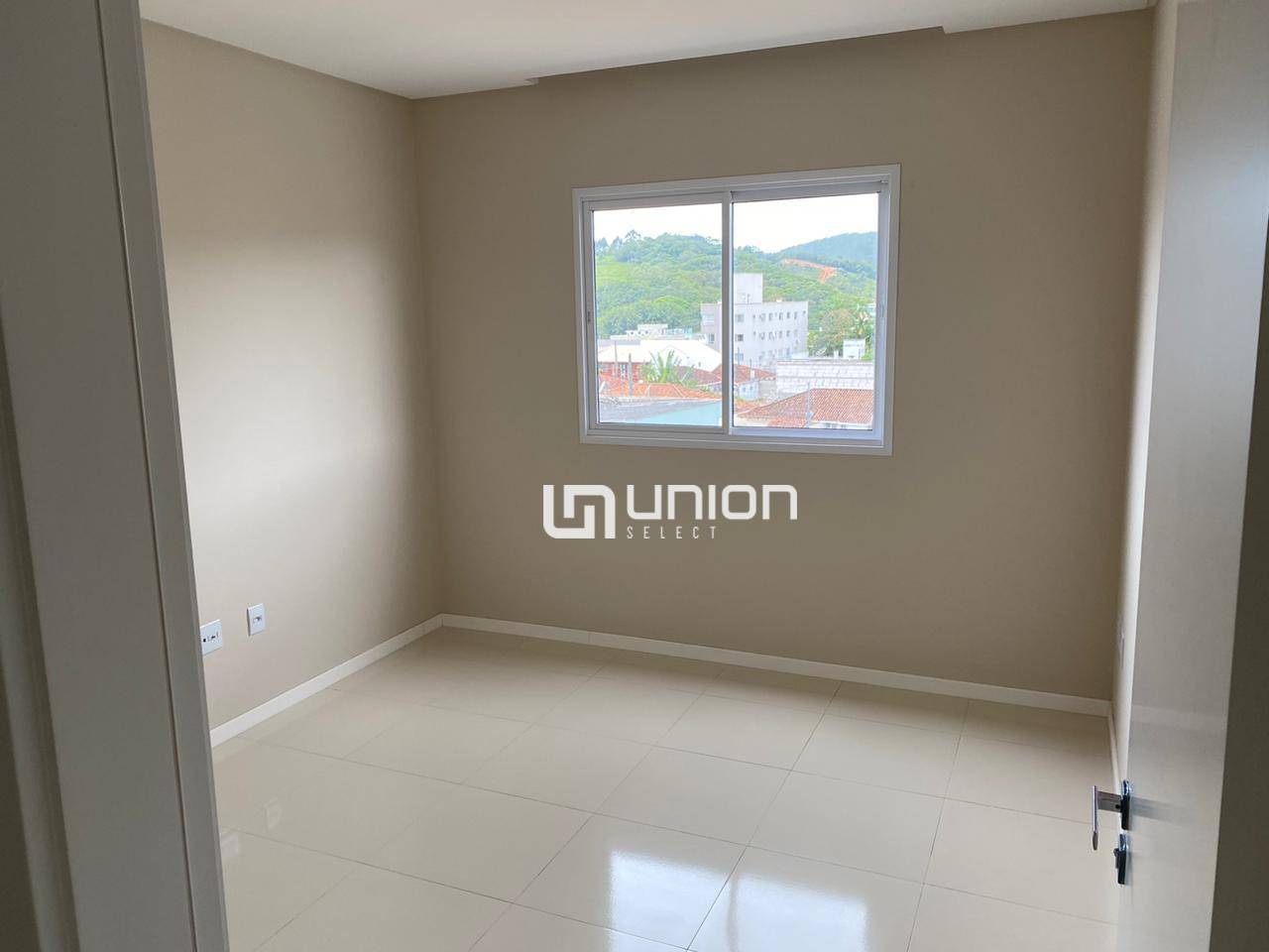 Apartamento à venda com 2 quartos, 80m² - Foto 10